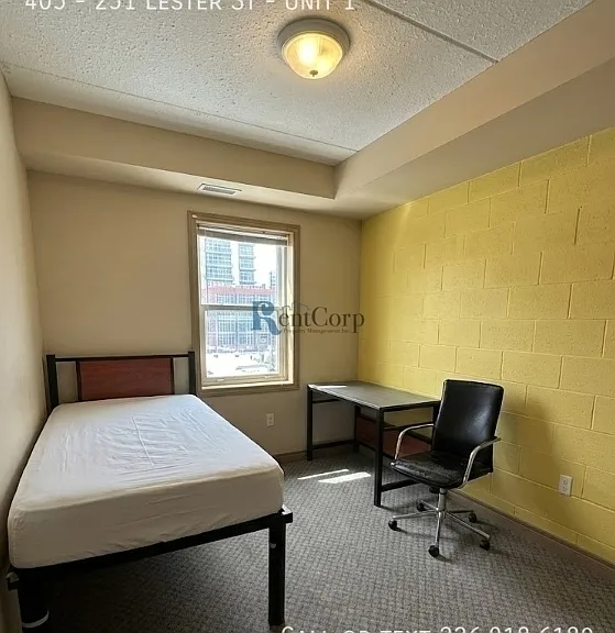 405 Lester St #1 — Photo 1