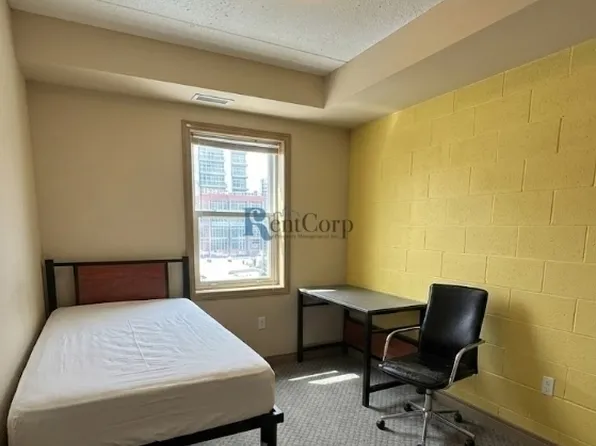 405 Lester St Unit 1, Waterloo, ON N2L 3W6