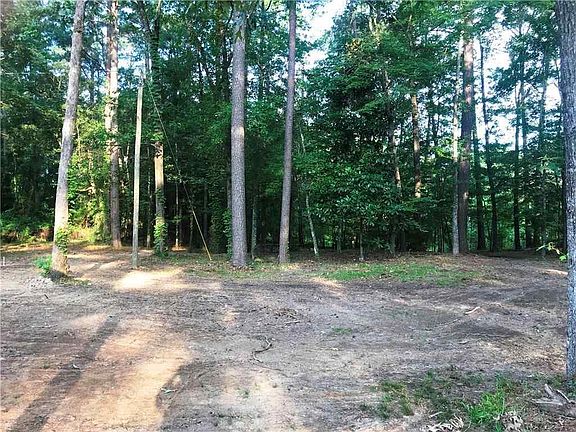 5th image of 443 Sherwood Dr