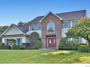 22 Meriwether Trl, Congers, NY 10920