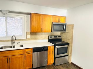 320 N Pine Ave APT 201, Chicago, IL 60644