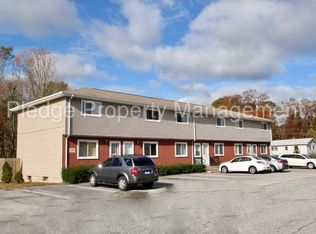 180 Pachaug River Dr APT 2, Griswold, CT 06351