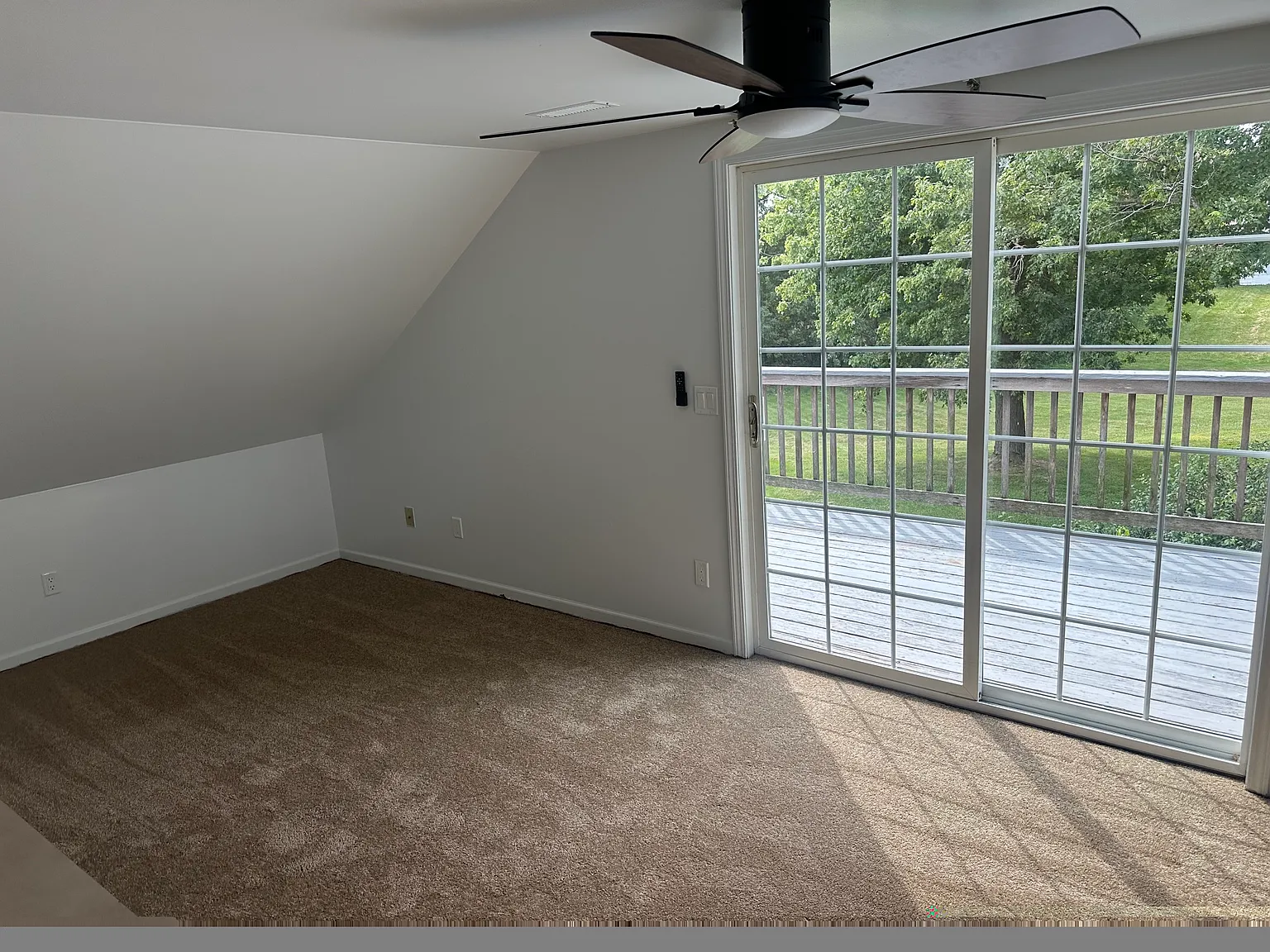 1 bed, $1,000 — Photo 1