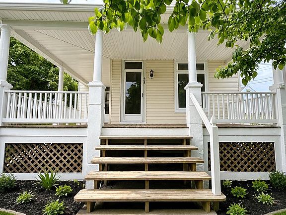2nd image of 608 Northpoint Rd