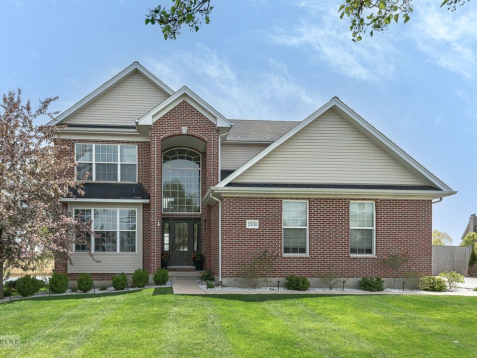 1st image of 23711 Adams Ct