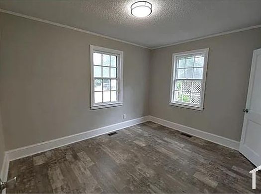 2nd image of 1114 Henderson Ave
