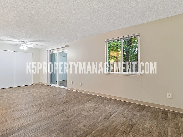 19765 SW 65th Ave — Photo 11