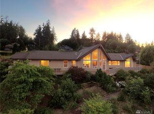 22902 104th Ave SW, Vashon, WA 98070