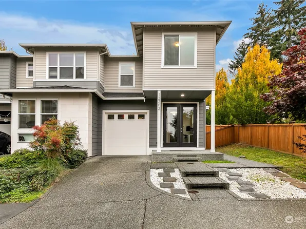 12202 167th Place NE, Redmond, WA 98052