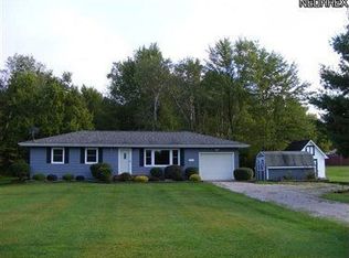 6220 Trumbull Rd, Geneva, OH 44041