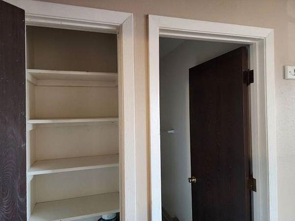 5th image of 816 Stone Mountain Ct #2