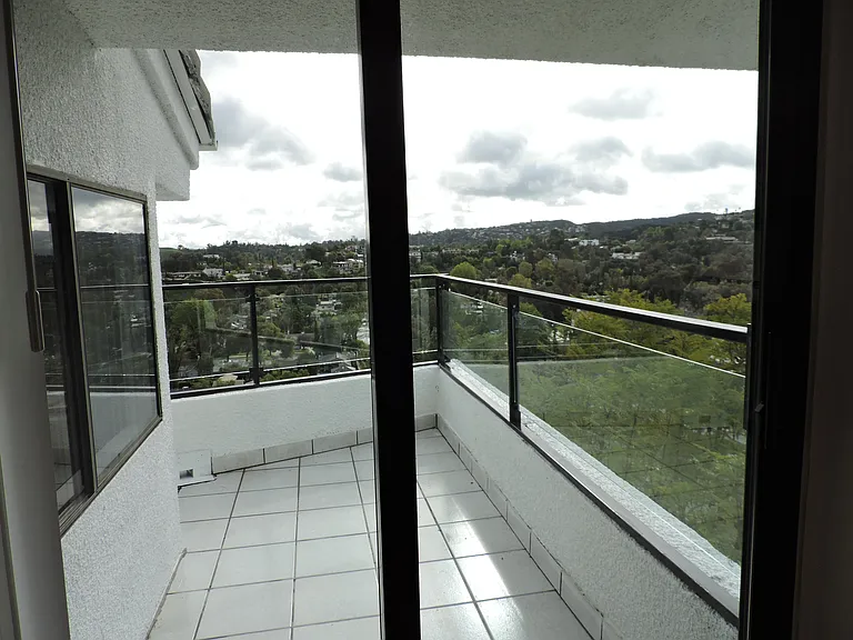 5226 Medina Rd #GUEST — Photo 10