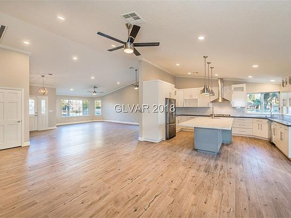 5th image of 2425 Palomino Ln