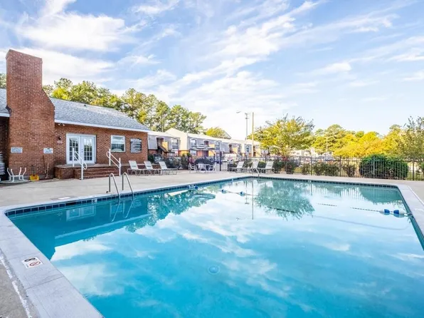 Cypress Pointe Apartments