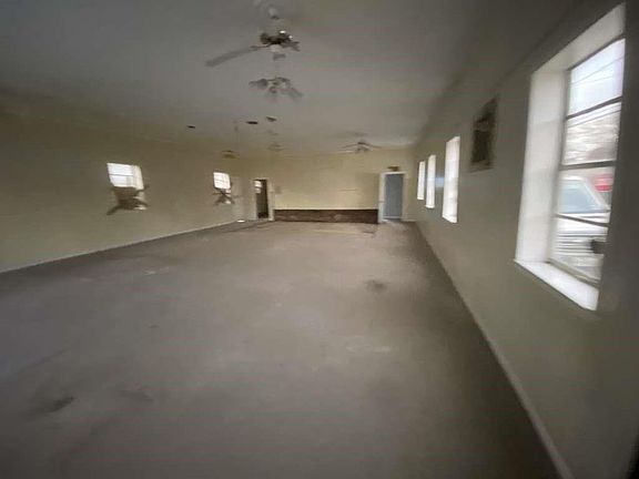 4th image of 4022 Rutland St