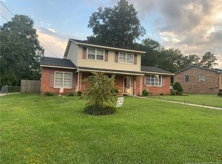 920 Louise Cir, Fayetteville, NC 28314