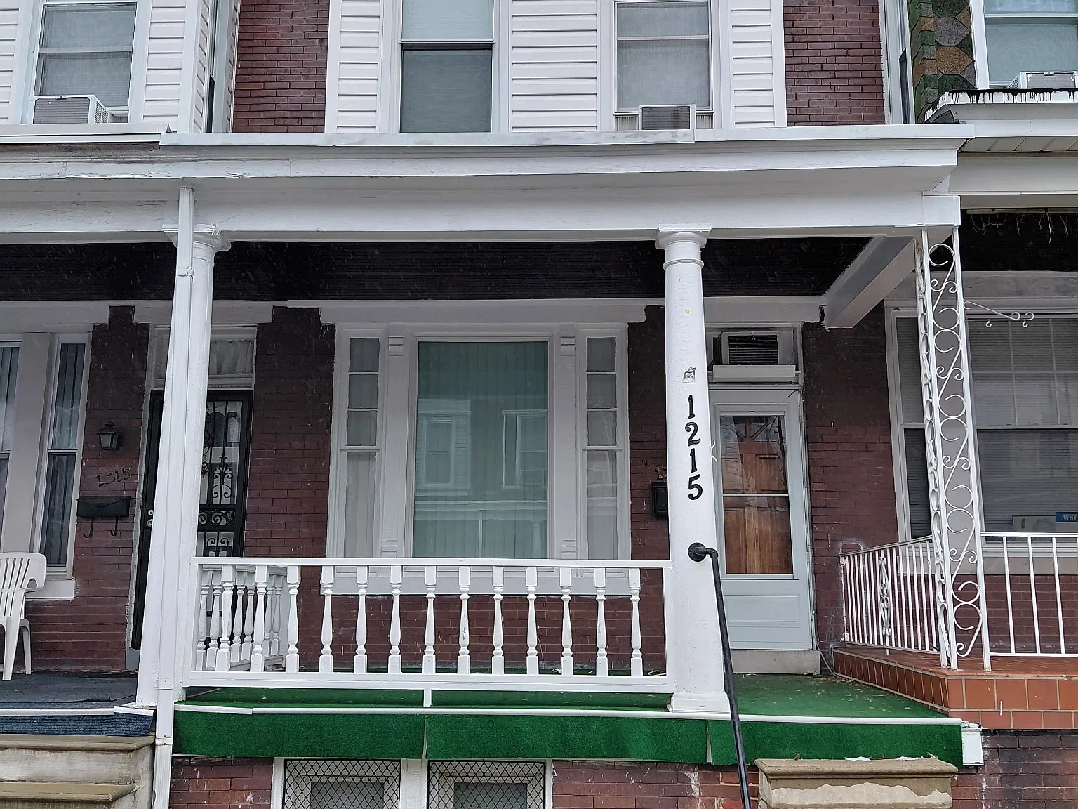 3 bed, 1314 sqft, $1,895 — Photo 1