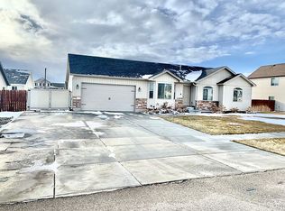 1295 N Portal Stone Dr, Idaho Falls, ID 83401