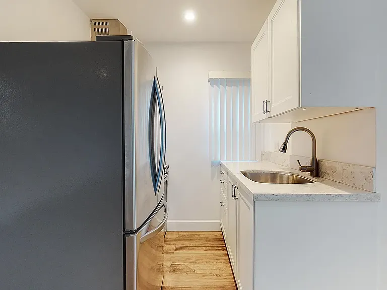 363 Huntley Dr — Photo 27