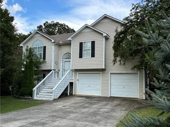 221 Hunters Xing SE, Calhoun, GA 30701