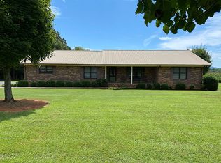 490 Collins Ln, Huntland, TN 37345