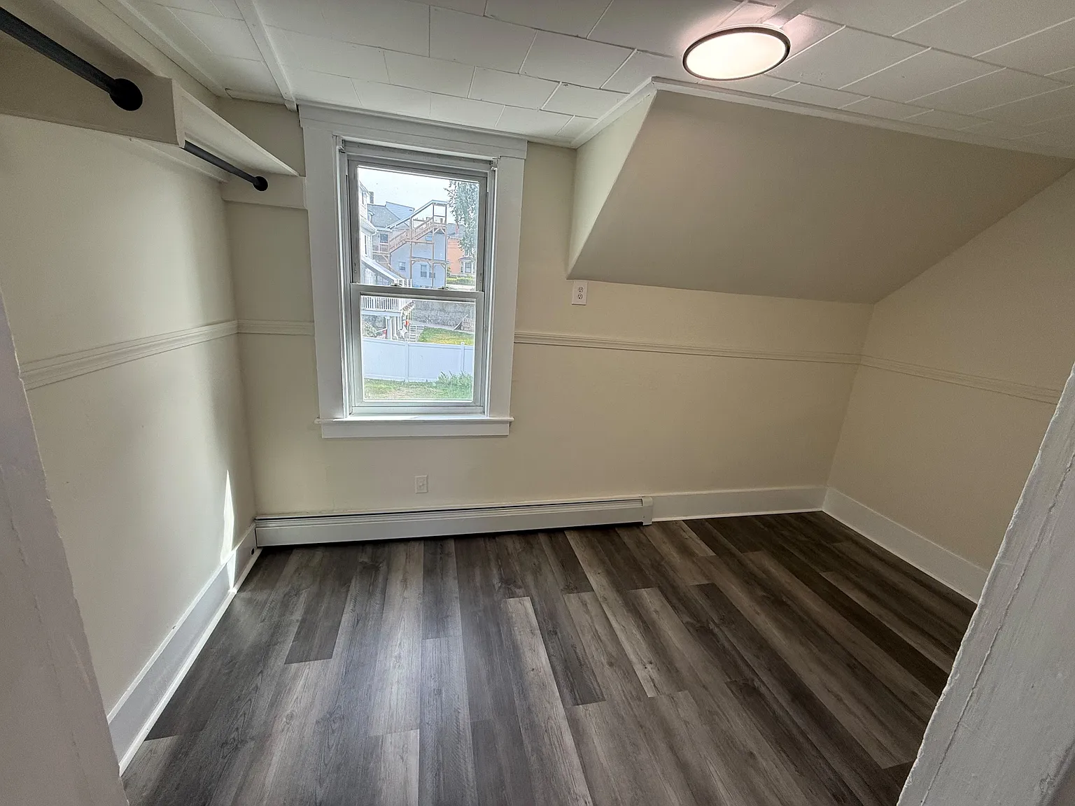 3 bed, $2,500 — Photo 2