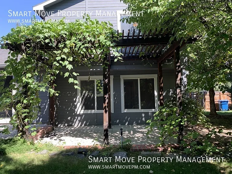2321 E Mugo St — Photo 30