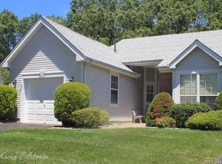 140 Driftwood Dr, Bayville, NJ 08721
