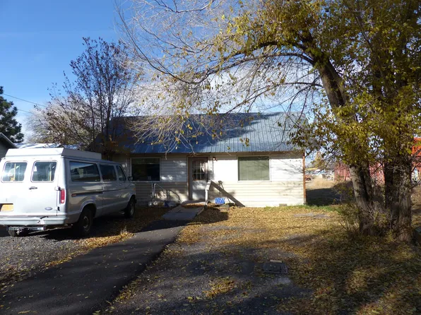208 E East St, Burns, OR 97720