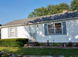 104 S Holloway St, Alexis, IL 61412