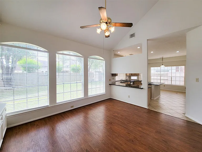 17403 Canyon Knoll Dr — Photo 14