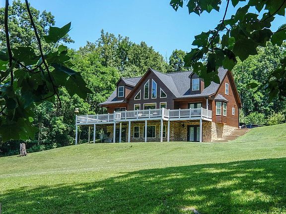 2nd image of 1729 Buck Mountain Rd