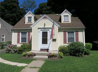 234 Winstead Rd, Rochester, NY 14609