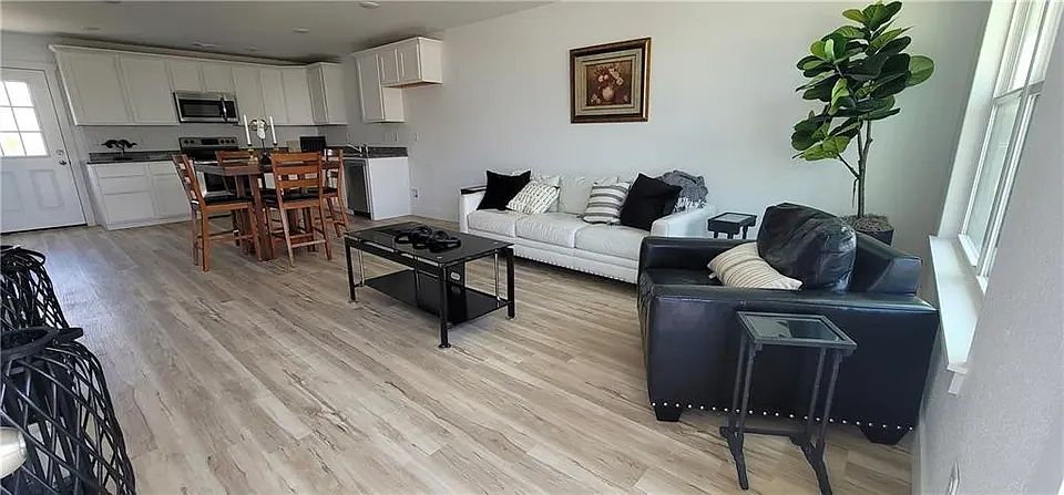 1st image of 1208 Nedra Dr #B