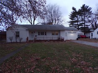 804 S Washington St, Jerseyville, IL 62052