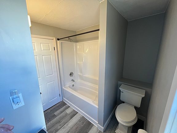 3rd image of 116 W Painter St #116