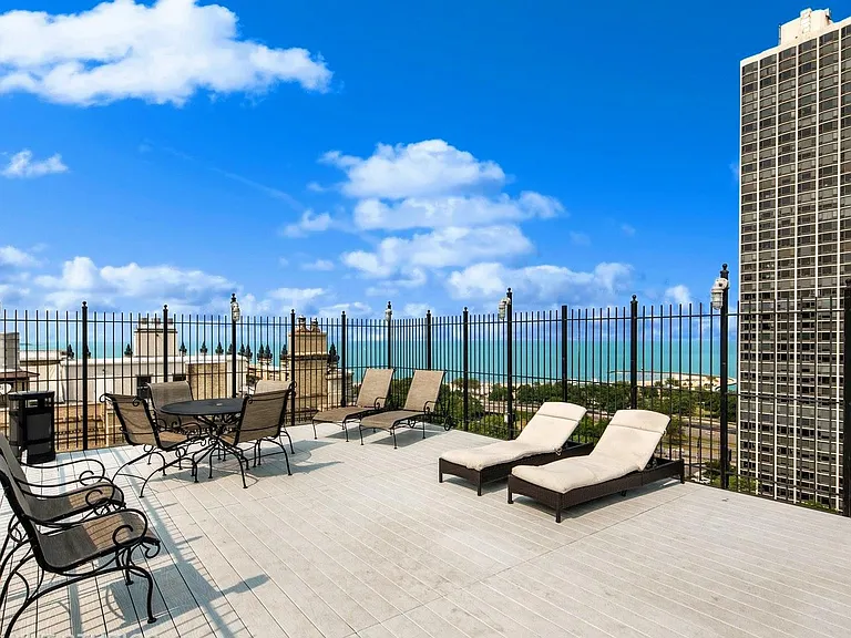 Rooftop open during the summer