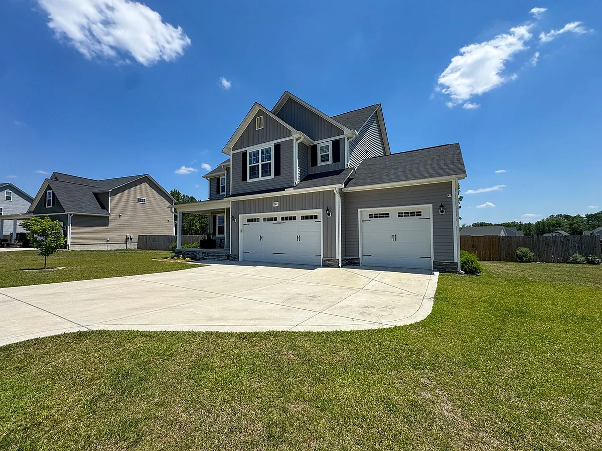 Building Photo - 227 High Branch Dr