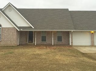 26672 W 11th St S, Sand Springs, OK 74063