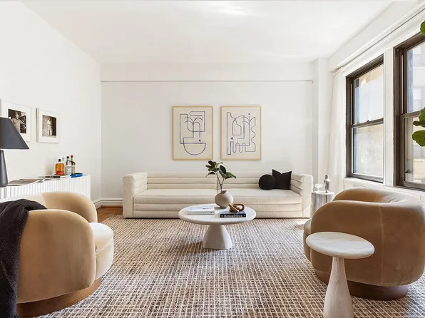 135 Eastern Pkwy APT 9E, Brooklyn, NY 11238