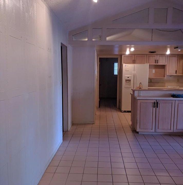 2nd image of 742 N Miller St