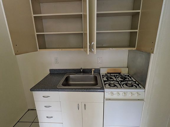 2nd image of 321 Hoffman Ct #12B