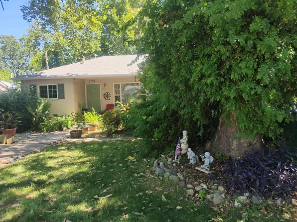 2745 Oak St, Anderson, CA 96007