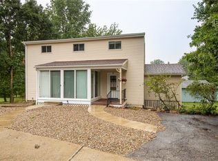 4079 W Sprague Rd, North Royalton, OH 44133