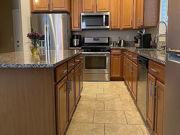 4th image of 7795 Willow Garden Ct
