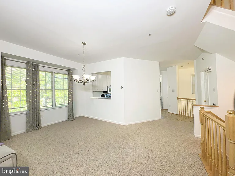 7822 Quill Point Dr — Photo 9