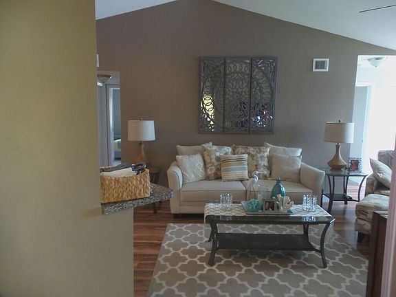 2nd image of 731 Vista Isles Dr APT 1522