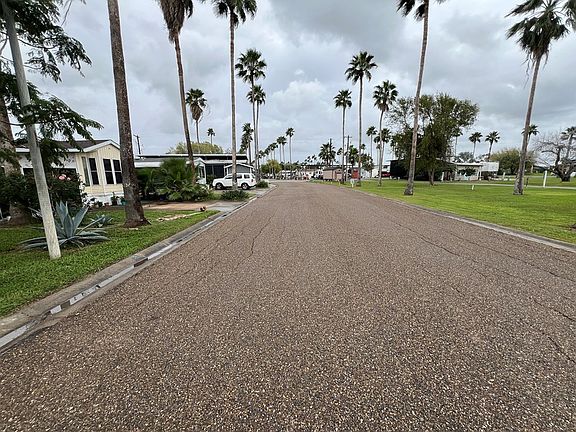 4th image of 308 Mississippi River Blvd