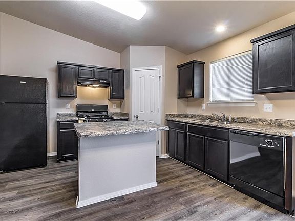 5th image of 14617 Escalera Dr