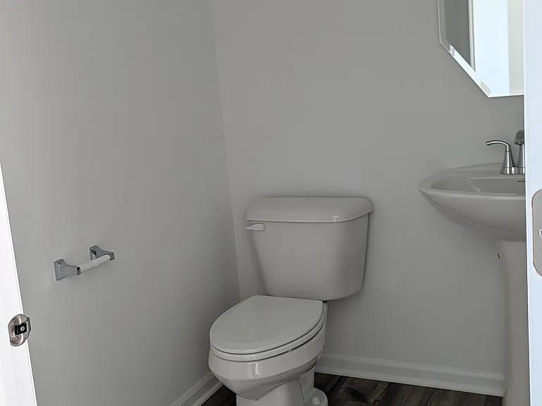 1085 Atterberg Rd — Photo 12